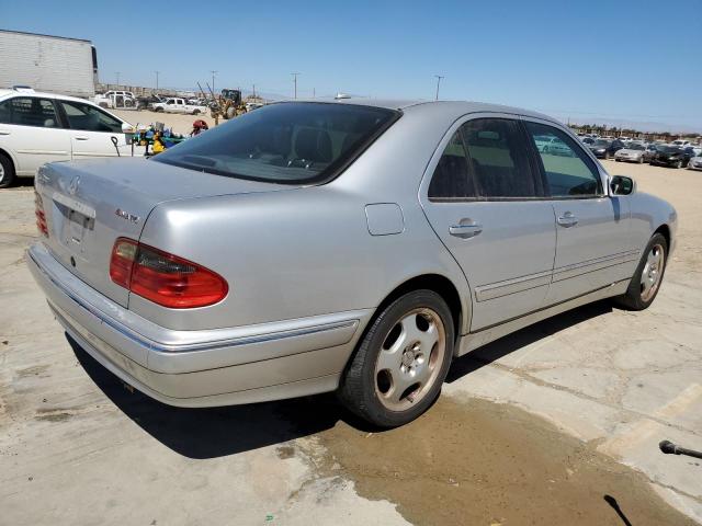 Photo 3 from auction – 2002 MERCEDES-BENZ E 430 with VIN WDBJF83J02X072329