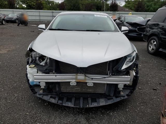 Photo 5 from auction – 2016 LINCOLN MKZ with VIN 3LN6L2J98GR620997