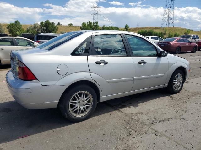 Photo 3 from auction – 2005 FORD FOCUS ZX4 with VIN 1FAFP34N05W249373