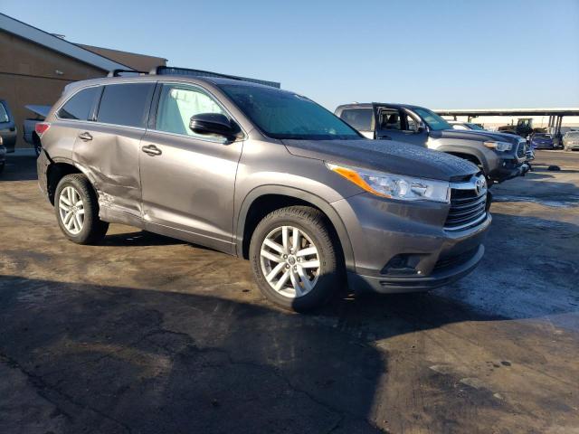 Photo 4 from auction – 2016 TOYOTA HIGHLANDER with VIN 5TDZKRFH1GS167655