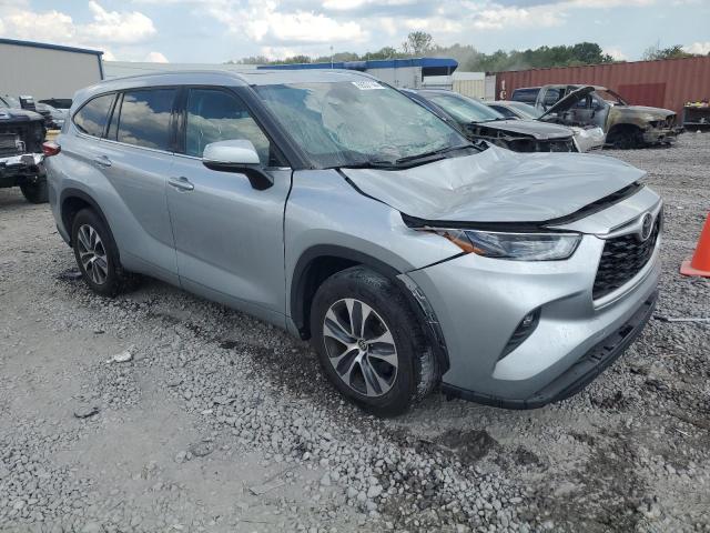 Photo 4 from auction – 2022 TOYOTA HIGHLANDER with VIN 5TDGZRAH4NS542798