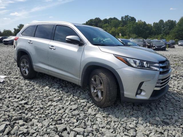 Photo 4 from auction – 2018 TOYOTA HIGHLANDER with VIN 5TDDZRFH4JS909530