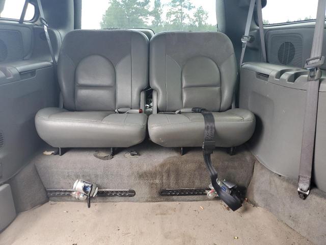 Photo 10 from auction – 2004 CHRYSLER TOWN & COU with VIN 2C8GP64L84R522726