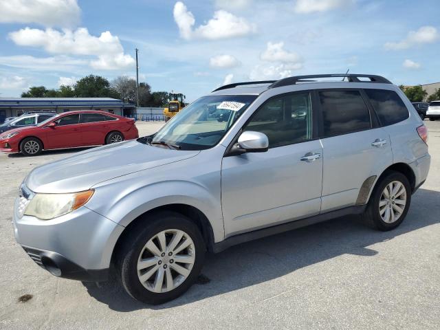 SUBARU FORESTER L 2013 with VIN JF2SHAEC0DH441923 - Photo from auction