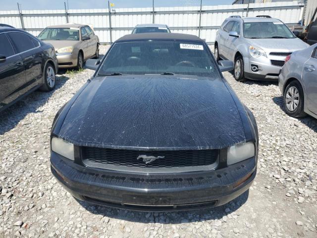 Photo 5 from auction – 2005 FORD MUSTANG with VIN 1ZVFT84N855228910