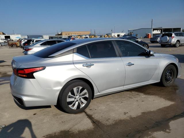 Photo 3 from auction – 2019 NISSAN ALTIMA S with VIN 1N4BL4BV4KC105650