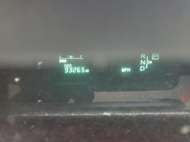 Photo 9 from auction – 2004 TOYOTA PRIUS with VIN JTDKB20U740005106