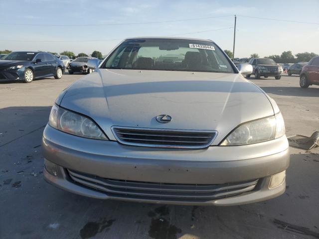 Photo 5 from auction – 2000 LEXUS ES 300 with VIN JT8BF28G4Y5094191