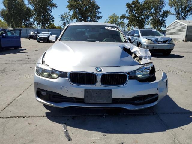 Photo 5 from auction – 2016 BMW 320 I with VIN WBA8E1G53GNT36361