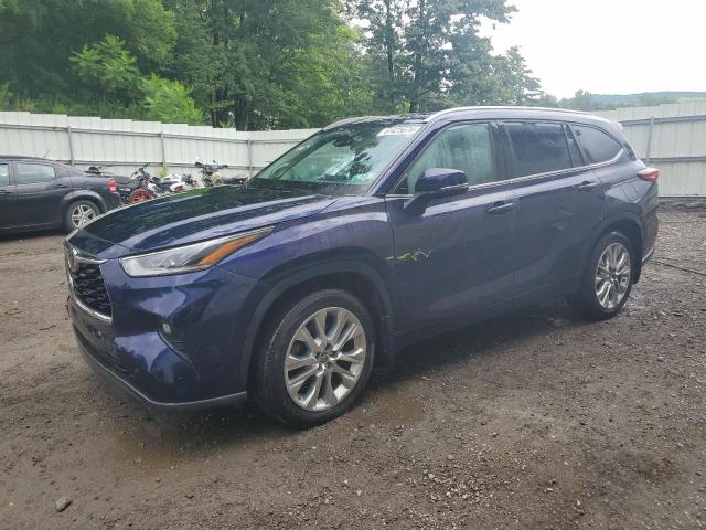 TOYOTA HIGHLANDER 2022 with VIN 5TDDZRBH8NS161425 - Photo from auction