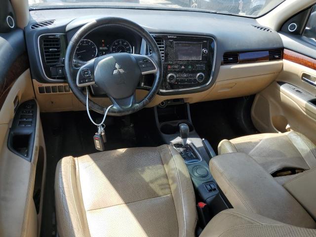 Photo 8 from auction – 2015 MITSUBISHI OUTLANDER with VIN JA4AD3A31FZ014104