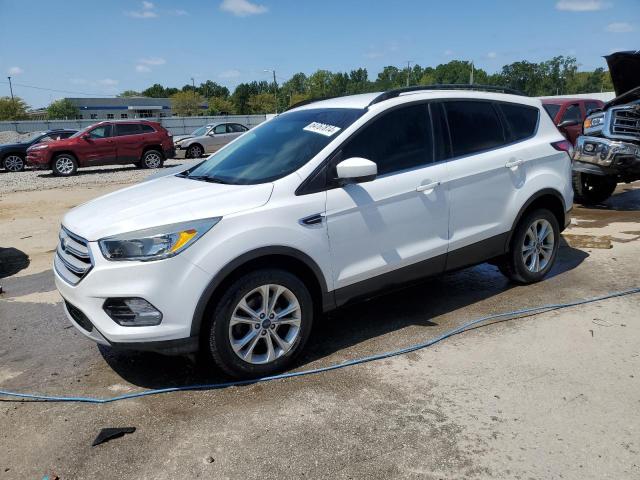 FORD ESCAPE SE 2018 with VIN 1FMCU0GD3JUA03328 - Photo from auction