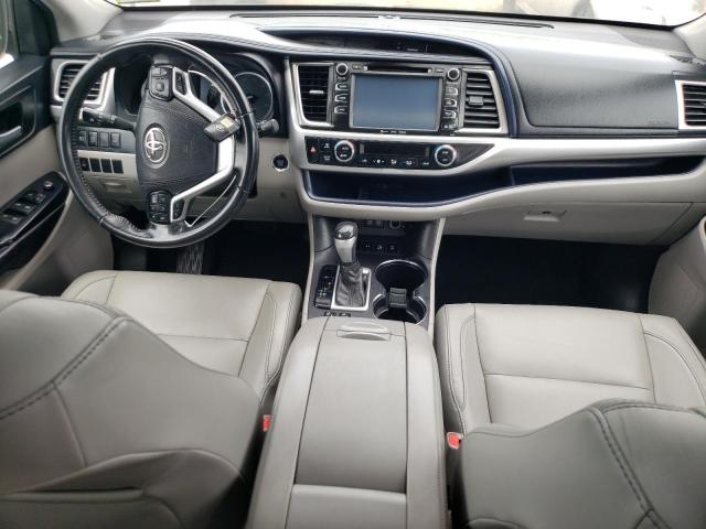 Photo 8 from auction – 2017 TOYOTA HIGHLANDER with VIN 5TDJZRFH9HS375342