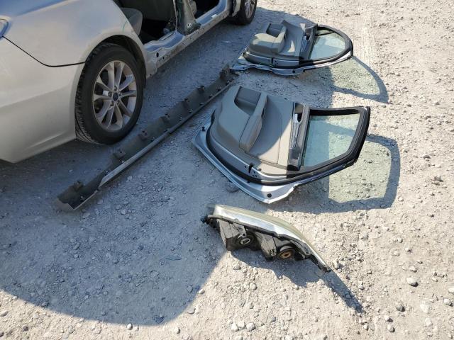 Photo 12 from auction – 2019 FORD FUSION SE with VIN 3FA6P0HD6KR275023