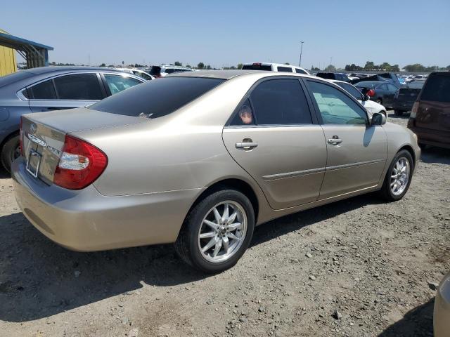 Photo 3 from auction – 2004 TOYOTA CAMRY LE with VIN JTDBF32K840152668
