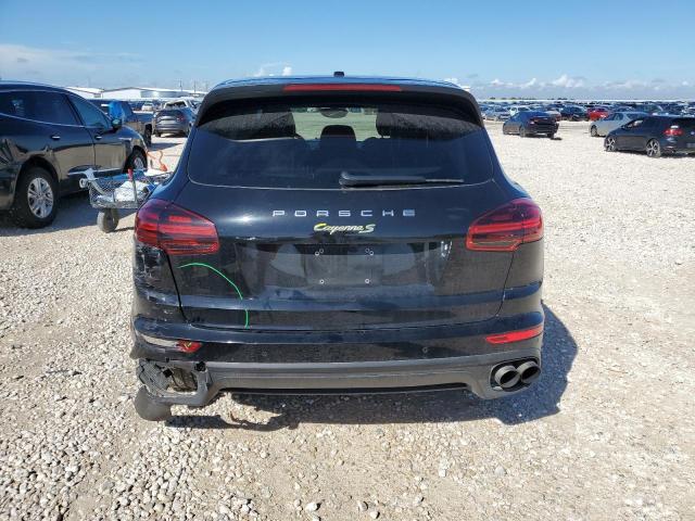 Photo 6 from auction – 2017 PORSCHE CAYENNE SE with VIN WP1AE2A2XHLA75668
