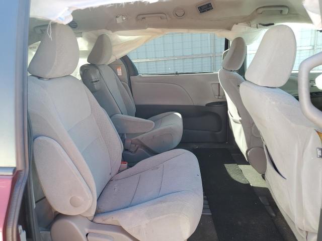 Photo 11 from auction – 2017 TOYOTA SIENNA LE with VIN 5TDKZ3DC6HS803490
