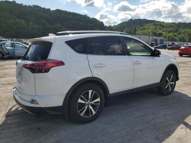 Photo 3 from auction – 2017 TOYOTA RAV4 XLE with VIN JTMRFREV5HJ132062