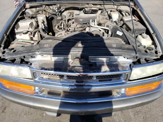 Photo 12 from auction – 2003 CHEVROLET BLAZER with VIN 1GNCS18X93K156522