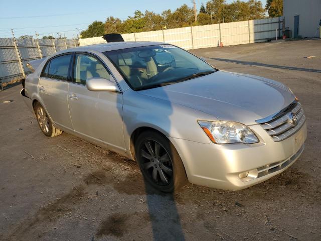 Photo 4 from auction – 2005 TOYOTA AVALON XLS with VIN 4T1BK36B05U019592