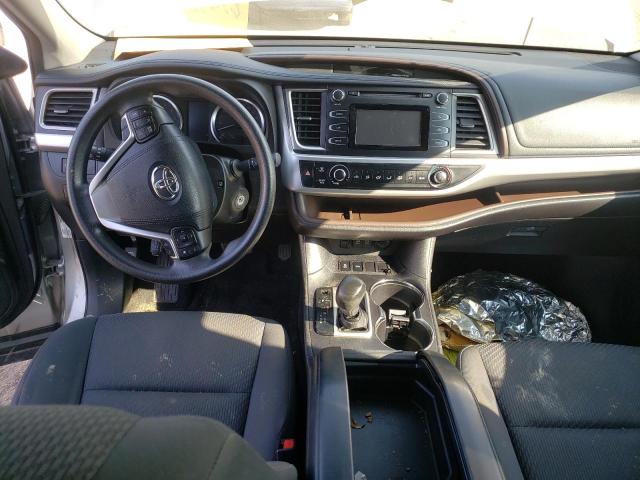 Photo 8 from auction – 2017 TOYOTA HIGHLANDER with VIN 5TDZZRFH1HS218911