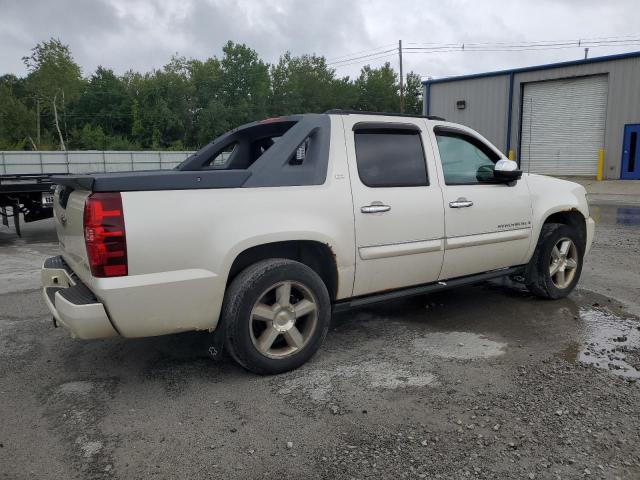 Photo 3 from auction – 2008 CHEVROLET AVALANCHE with VIN 3GNFK12398G252569