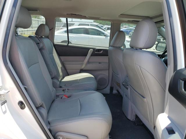 Photo 11 from auction – 2013 TOYOTA HIGHLANDER with VIN 5TDZK3EH0DS116092