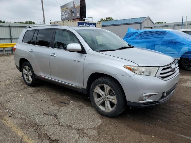 Photo 4 from auction – 2012 TOYOTA HIGHLANDER with VIN 5TDDK3EH4CS148942