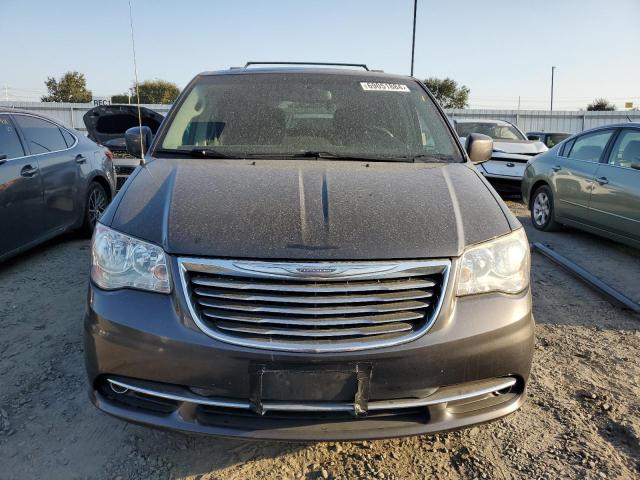 Photo 5 from auction – 2016 CHRYSLER TOWN & COU with VIN 2C4RC1BG0GR296409