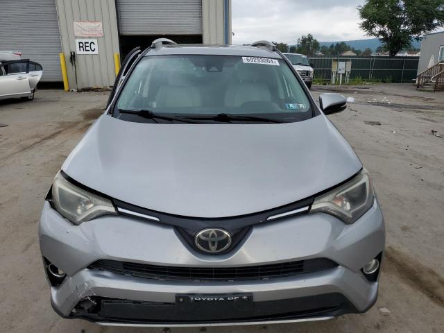 Photo 5 from auction – 2017 TOYOTA RAV4 XLE with VIN 2T3RFREV7HW655293