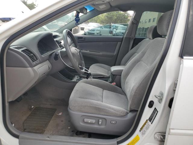 Photo 7 from auction – 2004 TOYOTA CAMRY LE with VIN 4T1BE30K94U362951