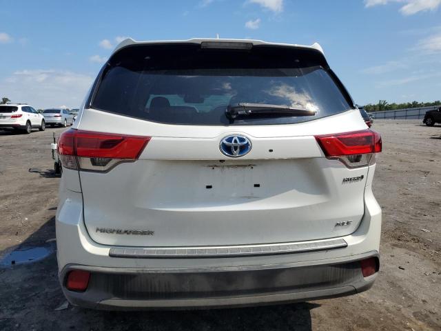Photo 6 from auction – 2017 TOYOTA HIGHLANDER with VIN 5TDJGRFH6HS033837