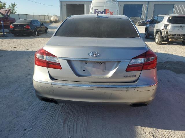 Photo 6 from auction – 2012 HYUNDAI GENESIS 3. with VIN KMHGC4DD5CU194205