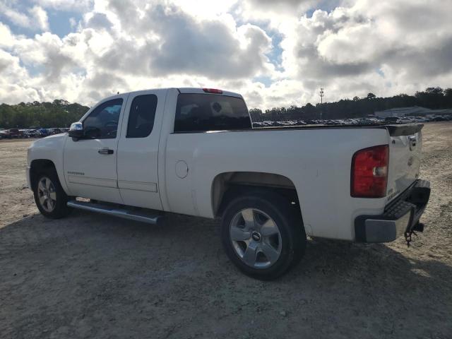 Photo 2 from auction – 2011 CHEVROLET SILVERADO with VIN 1GCRCSE06BZ126168