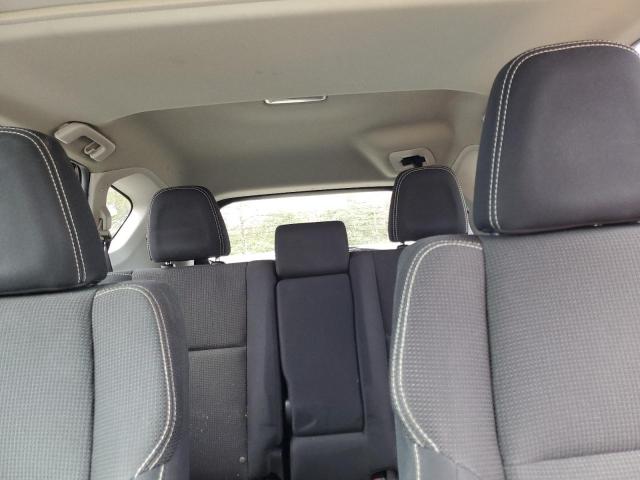Photo 10 from auction – 2016 TOYOTA RAV4 XLE with VIN 2T3RFREV2GW478120