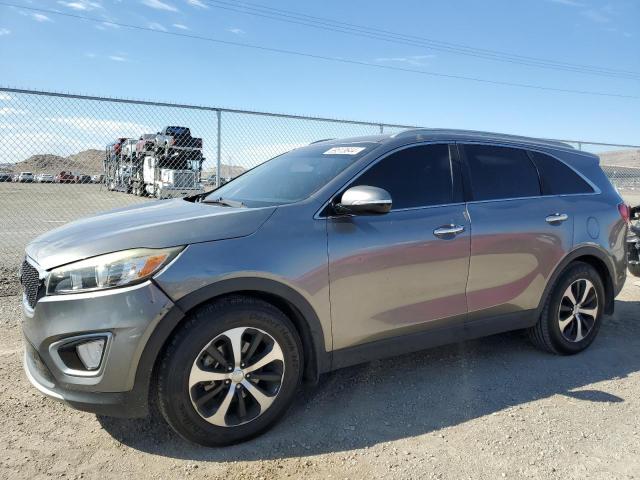 KIA SORENTO EX 2016 with VIN 5XYPH4A5XGG148721 - Photo from auction
