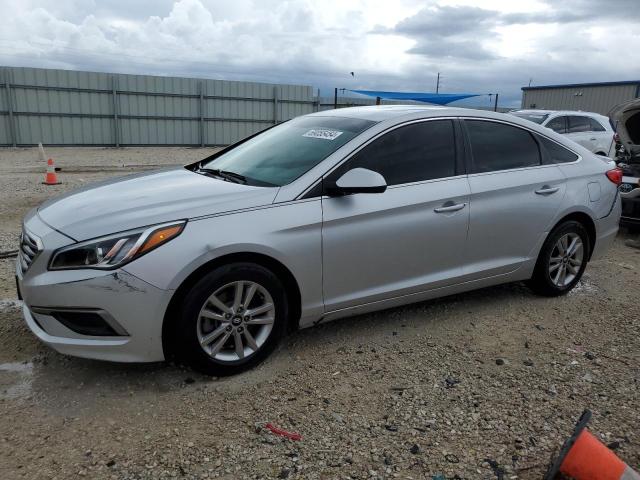 HYUNDAI SONATA SE 2016 with VIN 5NPE24AF9GH395206 - Photo from auction