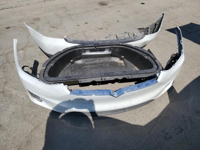 Photo 13 from auction – 2018 TESLA MODEL X with VIN 5YJXCBE21JF142811