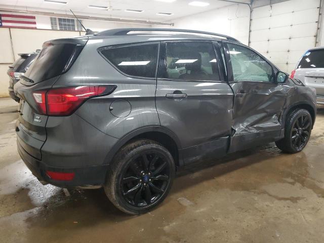 Photo 3 from auction – 2019 FORD ESCAPE SE with VIN 1FMCU9GD4KUC04550