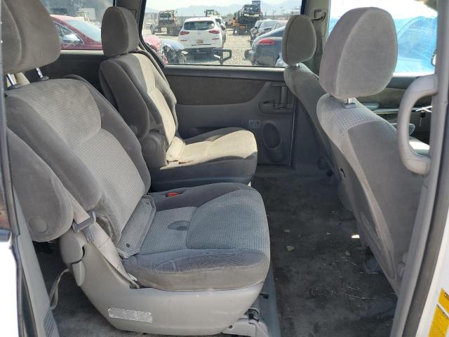 Photo 11 from auction – 2009 TOYOTA SIENNA LE with VIN 5TDBK23C59S026060