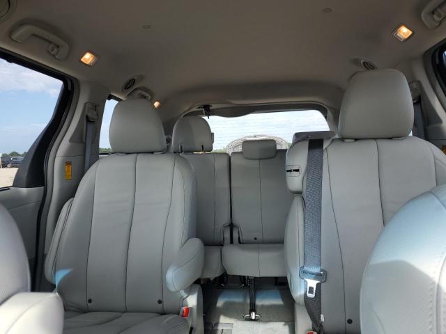 Photo 10 from auction – 2014 TOYOTA SIENNA with VIN 5TDYK3DC2ES444374