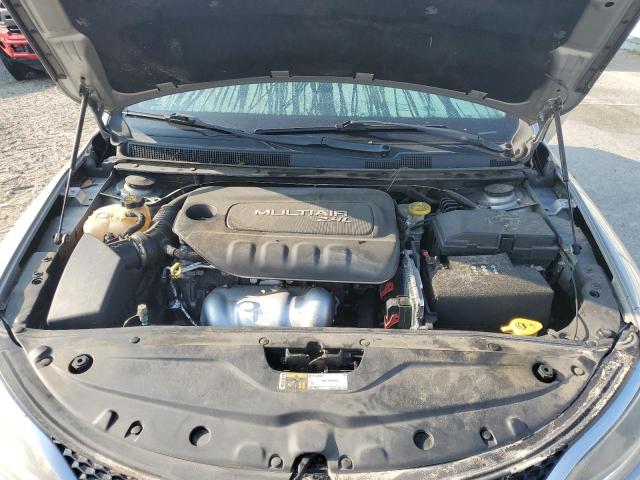 Photo 11 from auction – 2017 CHRYSLER 200 LIMITE with VIN 1C3CCCAB4HN506164