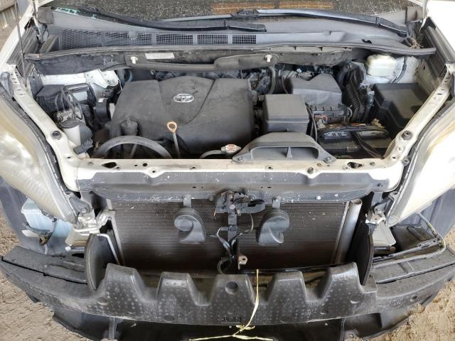 Photo 12 from auction – 2017 TOYOTA SIENNA XLE with VIN 5TDYZ3DC7HS813231