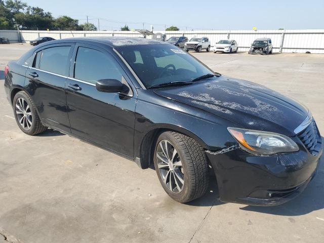 Photo 4 from auction – 2014 CHRYSLER 200 TOURIN with VIN 1C3CCBBG8EN151371