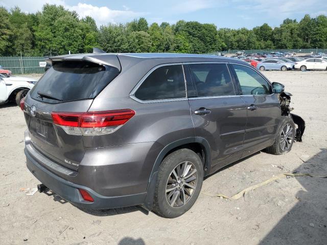 Zdjęcie 3 z aukcji – 2017 TOYOTA HIGHLANDER z VIN 5TDJZRFH5HS455009
