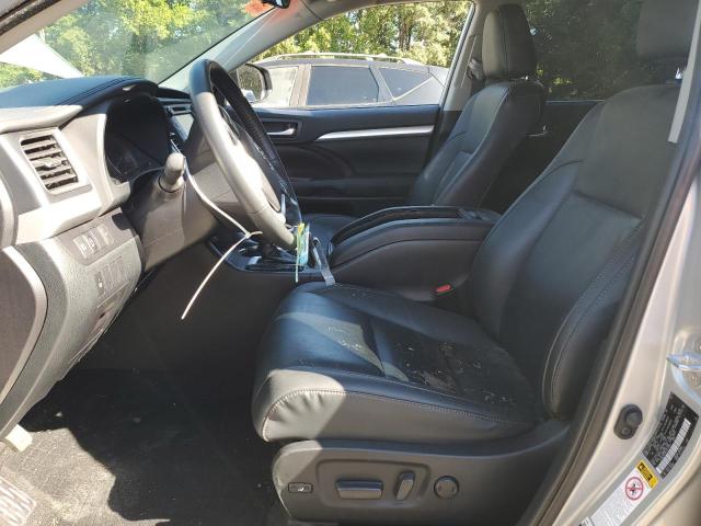 Photo 7 from auction – 2019 TOYOTA HIGHLANDER with VIN 5TDKZRFH7KS572781