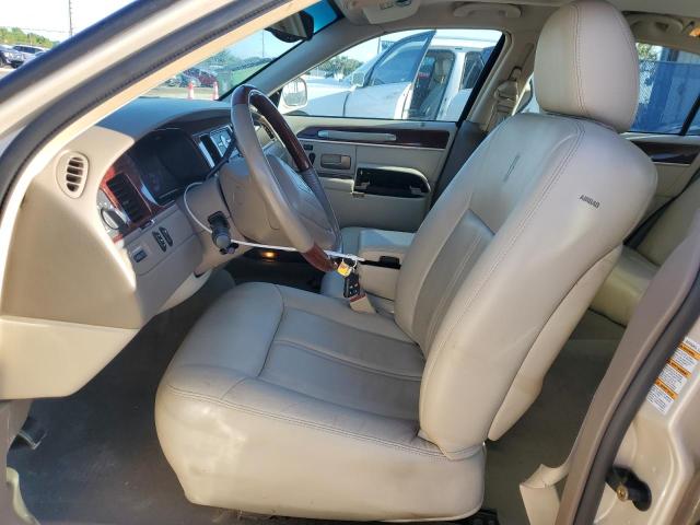 Photo 7 from auction – 2003 LINCOLN TOWN CAR C with VIN 1LNHM83W03Y672602