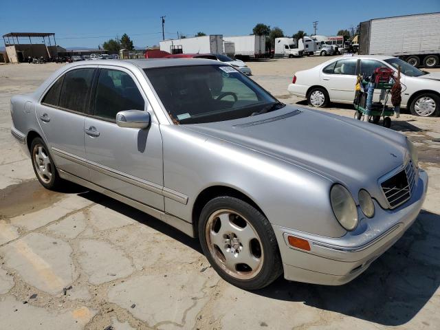 Photo 4 from auction – 2002 MERCEDES-BENZ E 430 with VIN WDBJF83J02X072329