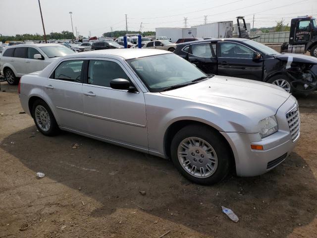Photo 4 from auction – 2008 CHRYSLER 300 LX with VIN 2C3KA43R78H145944
