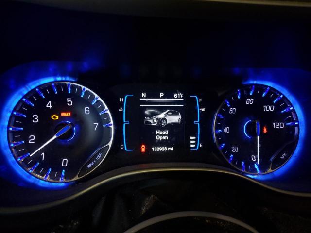 Photo 9 from auction – 2017 CHRYSLER PACIFICA T with VIN 2C4RC1BG3HR576651